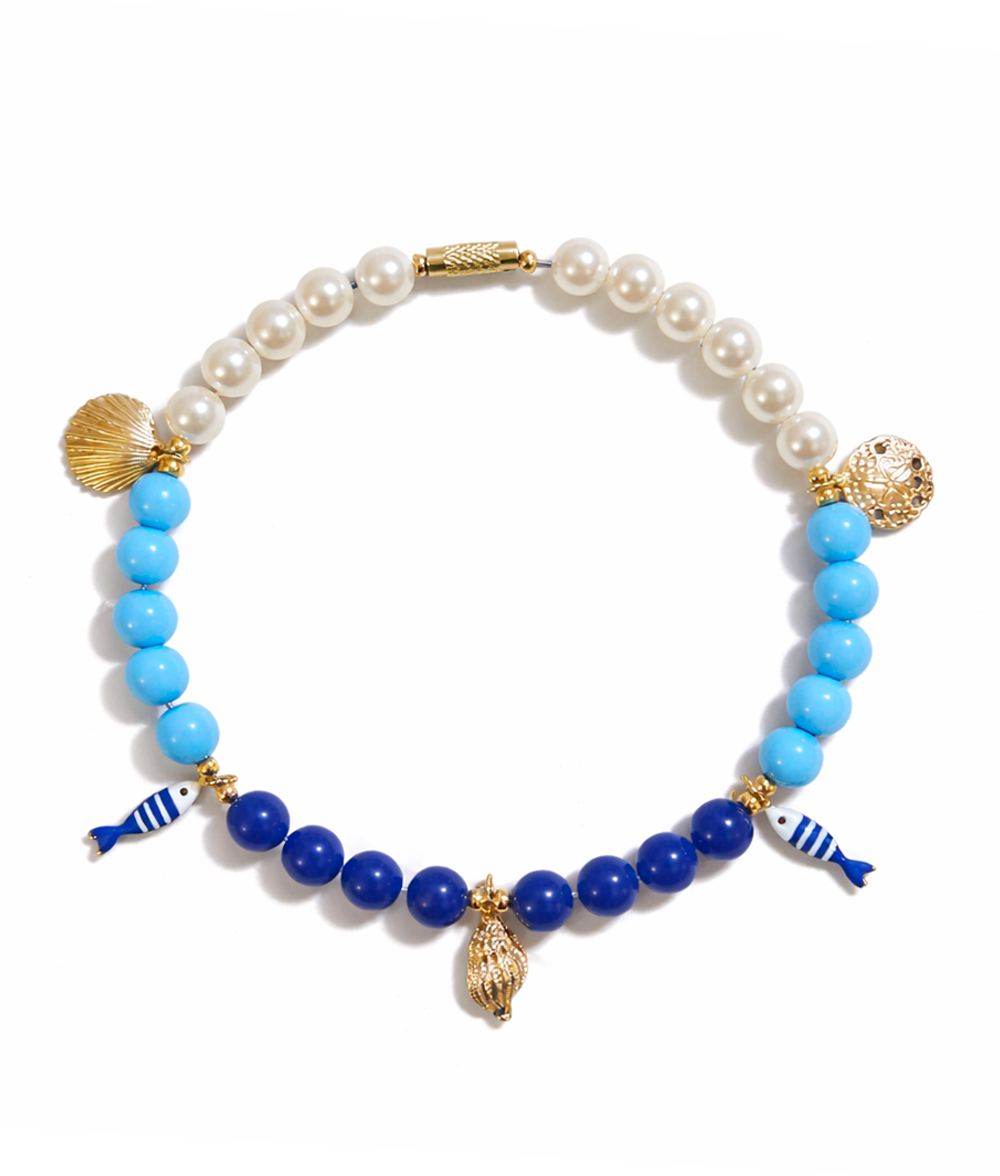 Collier de perles, Aqua