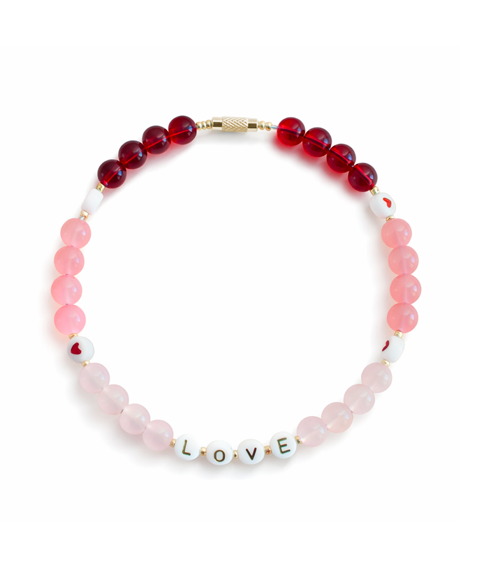 Collier de perles, Love